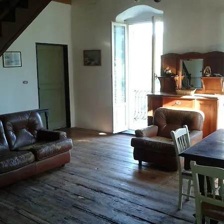 ゲストハウス Rural House Rondini Camposasco
